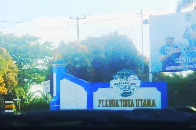 Foto Kantor Besar Perkebunan Sawit PT. Kimia Tirta Utama, Tbk., Koto Gasib Kebupaten Siak Sri Indrapura