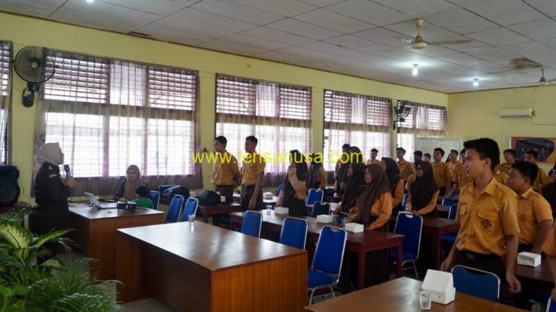 Tim Penerangan Hukum Kejaksaan melaksanakan Penyuluhan Hukum di Sekolah Menengah Pertama Negeri 1 Bangkinang Kota