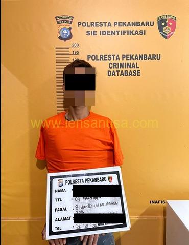 dua orang pemuda pelaku pencabulan anak dibawah umur berhasil diamankan oleh Tim Opsnal Mapolresta Pekanbaru