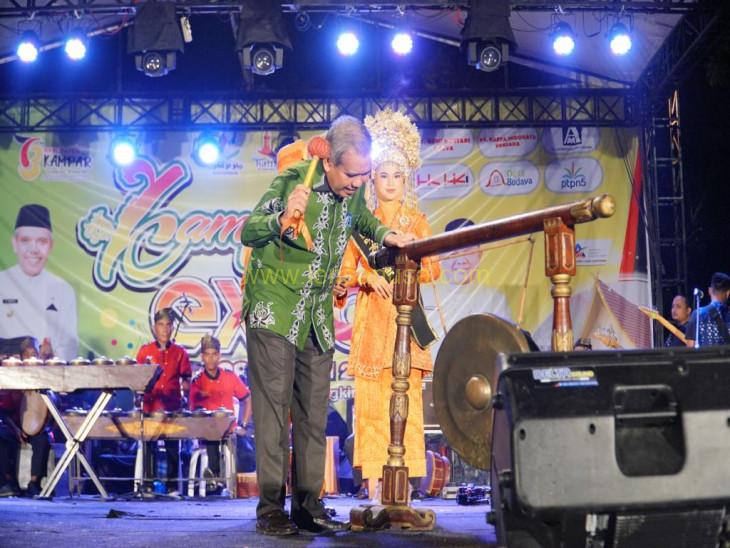 Ditandai Dengan Pemukulan Gong Kampar Expo 2023 Resmi Di Buka Pj Bupati Kampar
