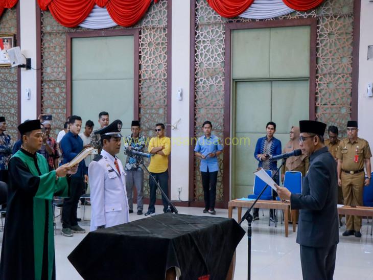 Pj Sekda Kampar Ir. Azwan resmi Melantik Kepala Desa Tanjung Kecamatan Koto Kampar Hulu.