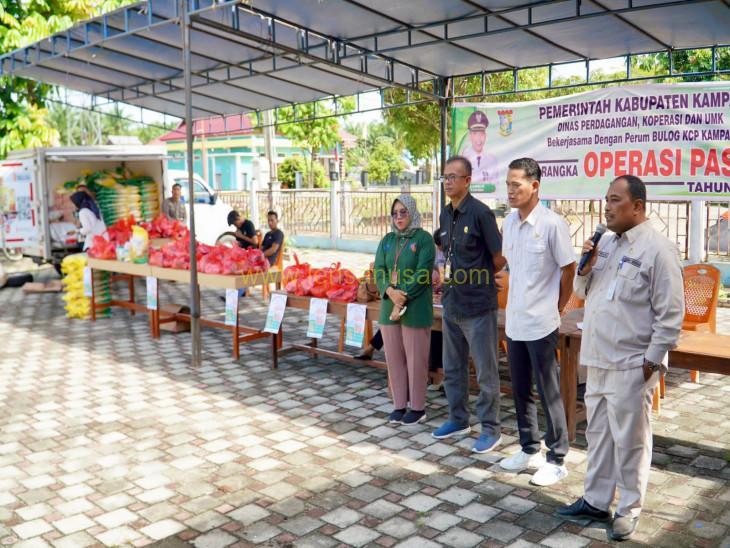 Cegah Kelangkaan Dan Stabilkan Harga Pemkab Kampar Lakukan Operasi Pasar Di Desa Kayu Aro Kampar Utara.