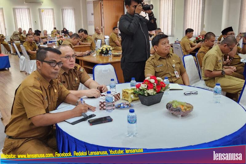Inspektur Inspektorat Kota Pekanbaru Iwan Simatupang, Hadiri Workshop Penilaian Maturitas Penyelenggaraan SPIP Terintegrasi Pemerintah Daerah Wilayah Provinsi Riau Di Aula Kantor Perwakilan BPKP Provinsi Riau.