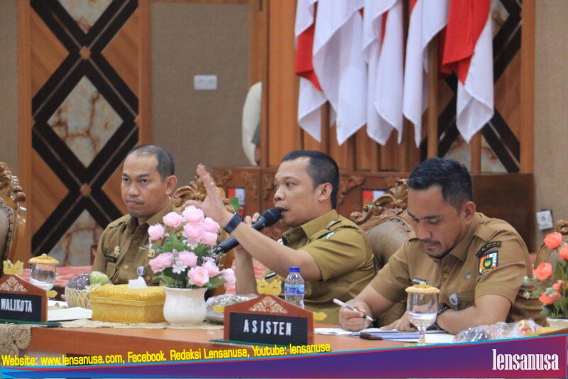 Pj Wali Kota Pekanbaru, Muflihun, S.STP, M.AP Di Dampingi Asisten I Setdako Pekanbaru, Masykur Tarmizi Dan Kepala Dinas Diskominfotiksan Raja Hendra Saputra.