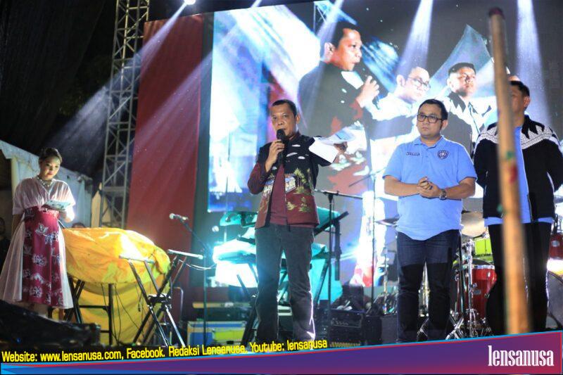 Pj Wali Kota Muflihun mengenalkan CEO Persatuan Sepak bola Pekanbaru dan Sekitarnya