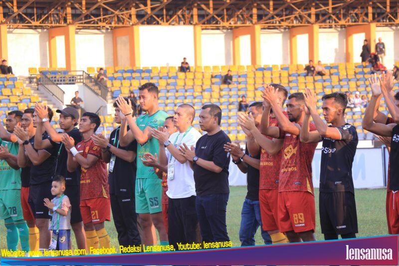 Pj Walikota Pekanbaru Muflihun, S.STP., M.AP Menonton pertandingan PSPS (2) vs Sada Sumut FC (1) Di Stadion Kaharudin Nasution Rumbai.
