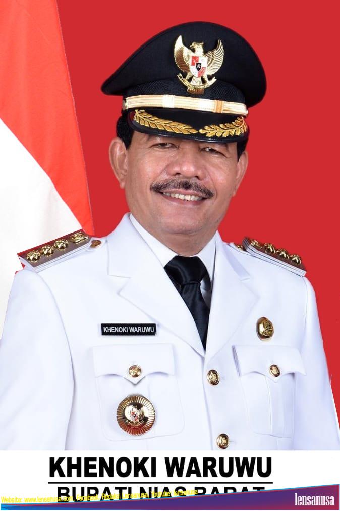Foto : Bupati Nias Barat, Khenoki Waruwu