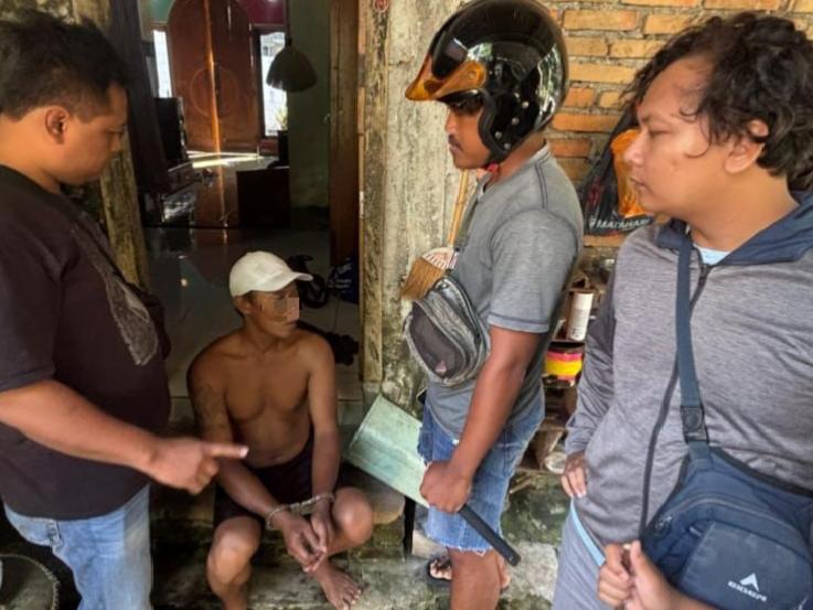 Terduga pelaku ditangkap polisi dirumahnya. (Foto/Dok.Humas Polres Bantul)